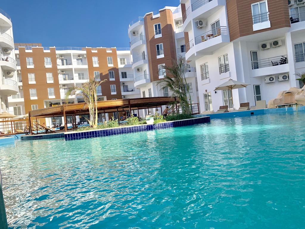 aqua palms resort apartments and villas 15846410491