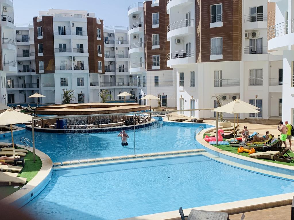 aqua palms resort apartments and villas 158464105327